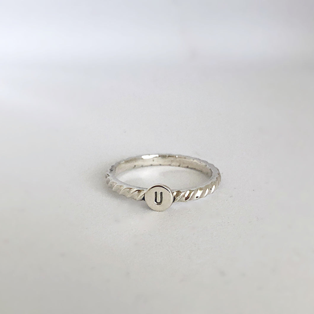 Initial rings Twist Band